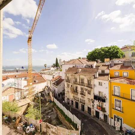 Luxurious 4-Bedroom Apartment * Lisboa