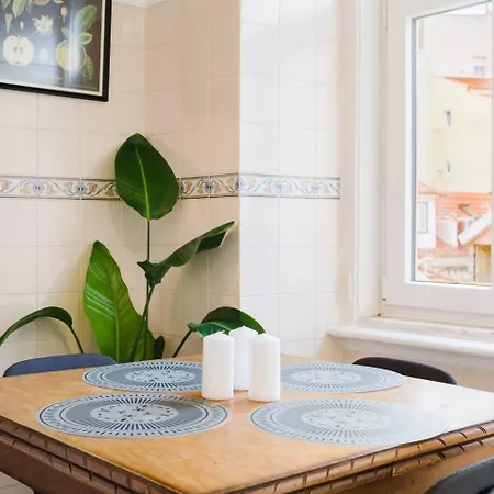 Luxurious 4-Bedroom Apartment Appartement *